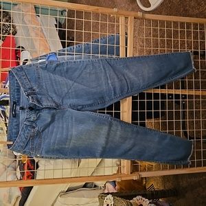 NEW WITHOUT TAGS From mom's closet Arizona Denim size 8 jeans